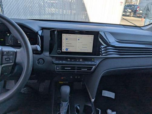 UNDERGROUND 2025 Toyota Camry LE