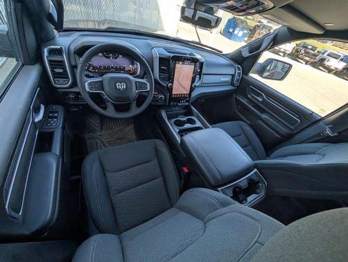 Delmonico Red Pearlcoat 2025 RAM 1500 Big Horn/Lone Star