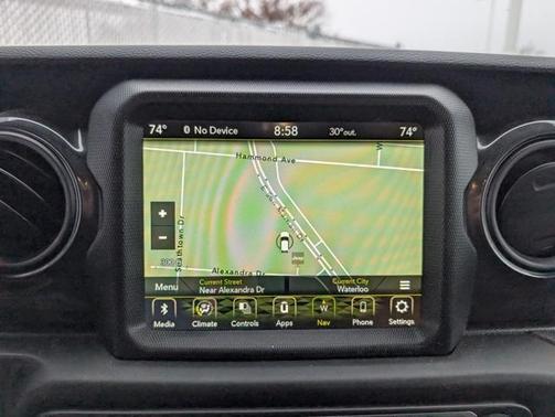 2022 Jeep Gladiator Sport