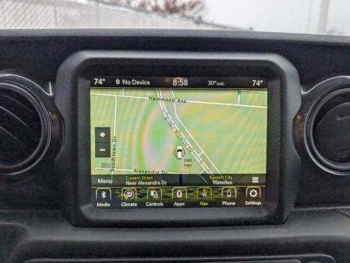 2022 Jeep Gladiator Sport