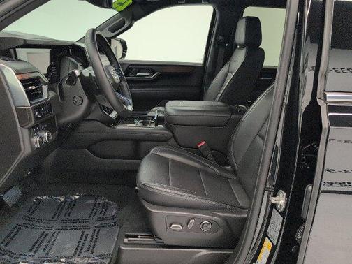 Onyx Black 2025 GMC Yukon Denali
