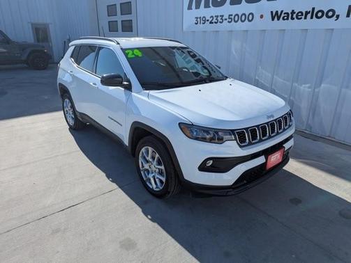 2024 Jeep Compass Latitude Lux