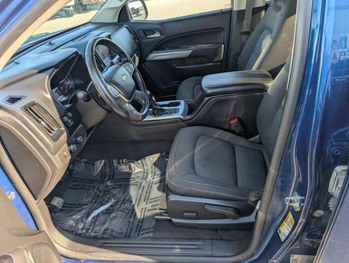 Pacific Blue Metallic 2019 Chevrolet Colorado LT