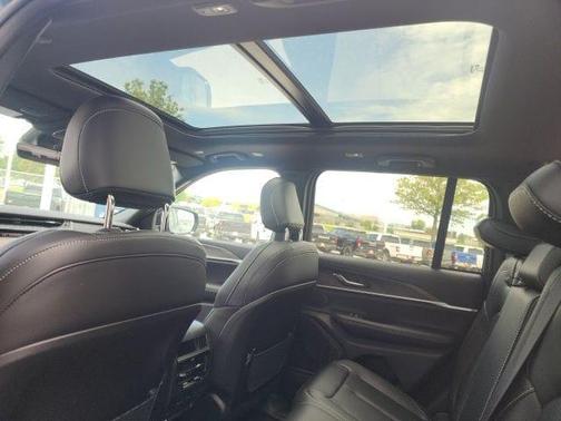 Steel Blue 2027 Jeep Grand Cherokee Limited