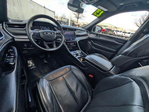 2023 Jeep Grand Cherokee L Overland