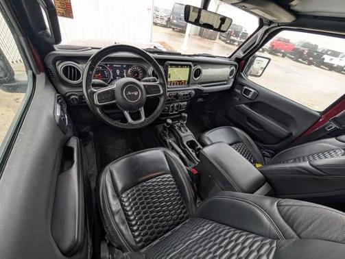 2022 Jeep Gladiator Overland