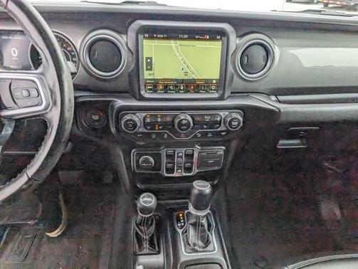 2022 Jeep Gladiator Overland