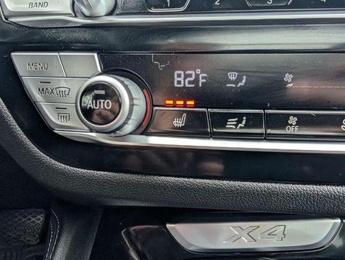 Black Sapphire Metallic 2021 BMW X4 xDrive30i