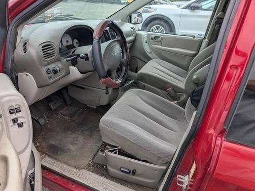 2006 Dodge Grand Caravan SE