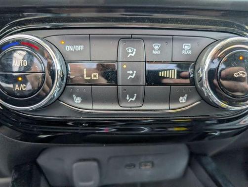 Sterling Gray Metallic 2025 Chevrolet Trax LT