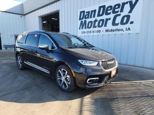2026 Chrysler Pacifica Pinnacle