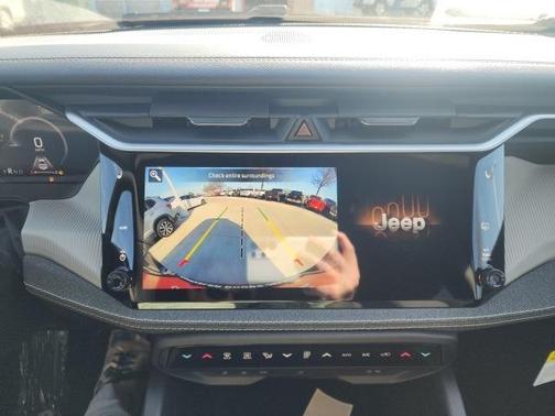 2026 Jeep Cherokee LAREDO/LIMITED