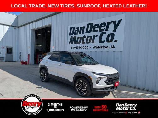 Iridescent Pearl Tricoat 2025 Chevrolet Trailblazer RS