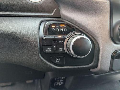 Bright White Clearcoat 2024 RAM 1500 Tradesman