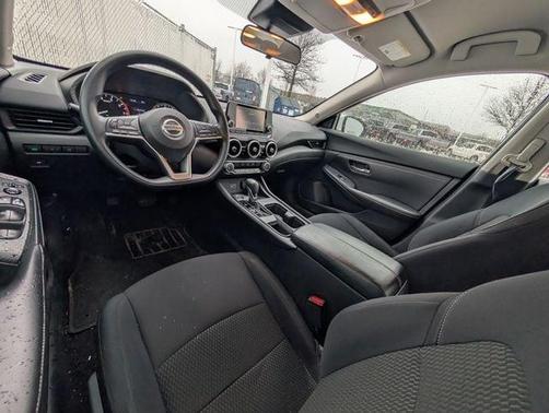 Cloud White 2022 Nissan Sentra S