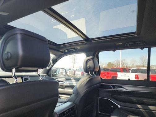 Velvet Red Pearlcoat 2026 Jeep Grand Wagoneer LIMITED