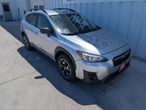 Ice Silver Metallic 2018 Subaru Crosstrek 2.0i
