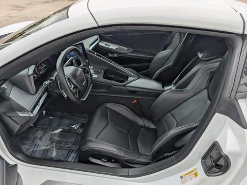 2023 Chevrolet Corvette Stingray w/1LT