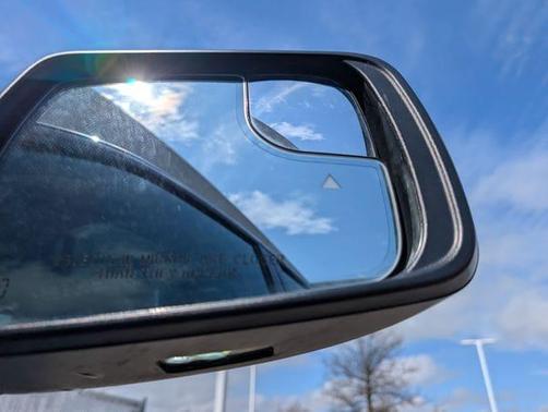 Delmonico Red Pearlcoat 2020 RAM 1500 Laramie