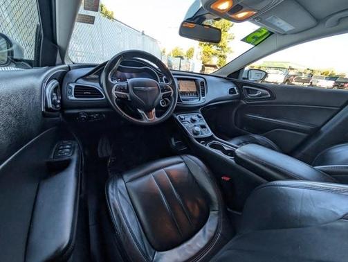 2015 Chrysler 200 C