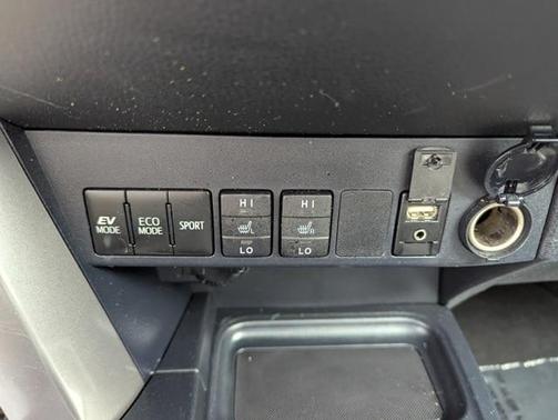 2017 Toyota RAV4 Hybrid Limited