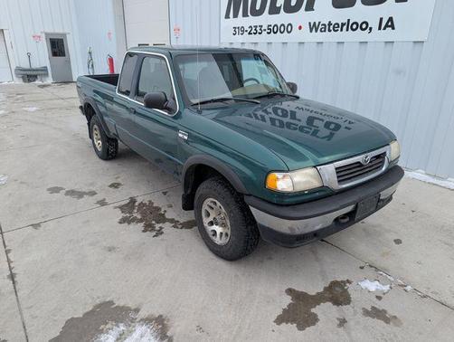 1999 Mazda B3000 SE Cab Plus
