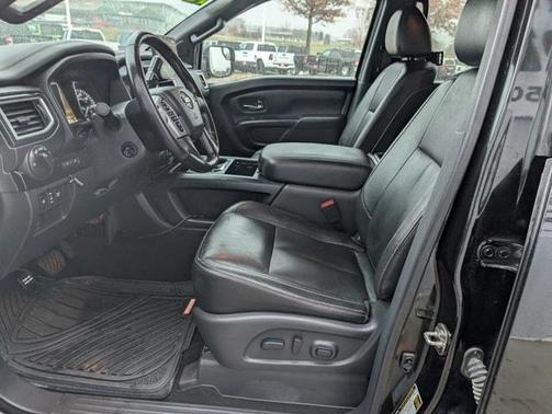 2018 Nissan Titan SL