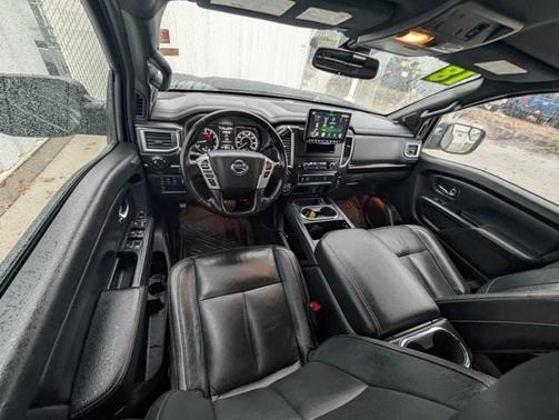 2018 Nissan Titan SL