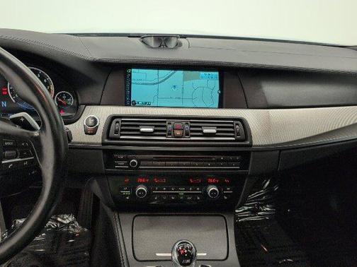 Silverstone Metallic 2013 BMW M5 Base