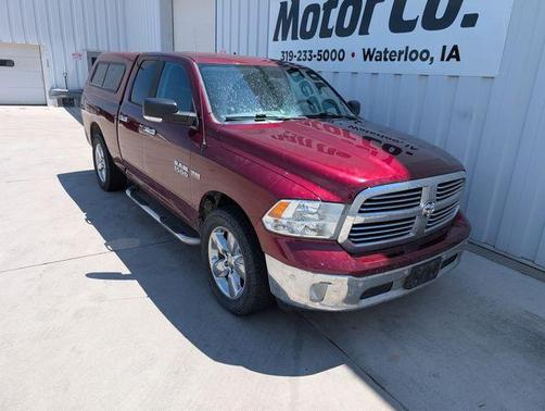 Delmonico Red Pearlcoat 2017 RAM 1500 Big Horn