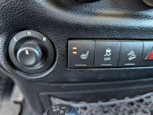 Black Clearcoat 2012 Jeep Wrangler Unlimited Rubicon