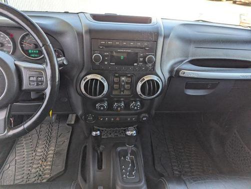 Black Clearcoat 2012 Jeep Wrangler Unlimited Rubicon