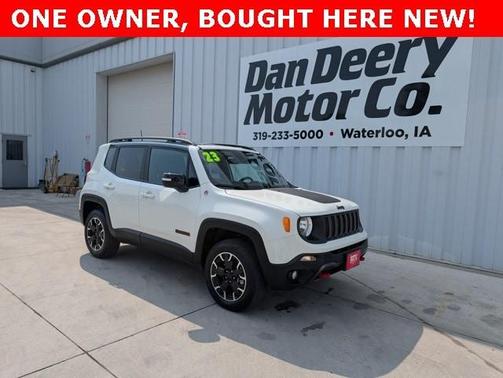 2023 Jeep Renegade Trailhawk