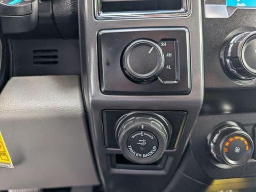 Ingot Silver Metallic 2019 Ford F-150 XLT