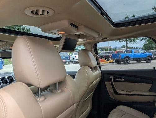 White Diamond Clearcoat 2012 GMC Acadia Denali