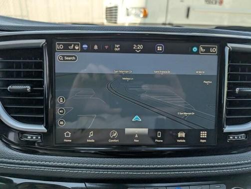 2024 Chrysler Pacifica Limited