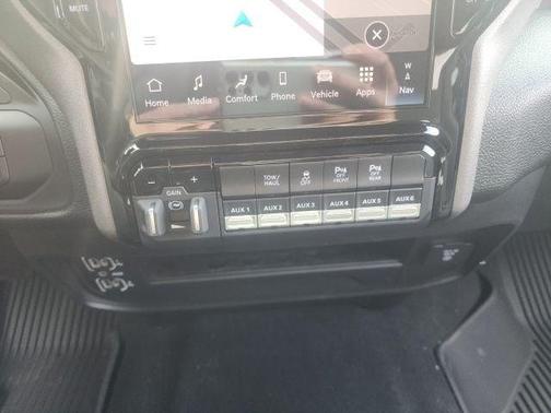 Molten Red Pearlcoat 2026 RAM 2500 Tradesman