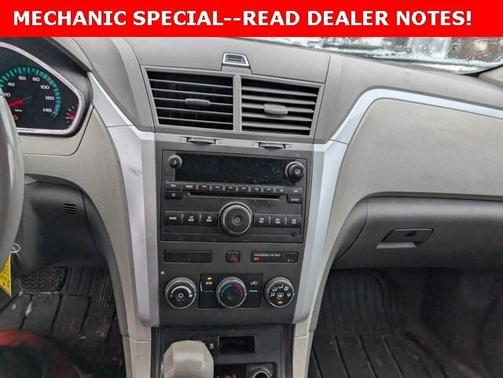 2011 Chevrolet Traverse LS