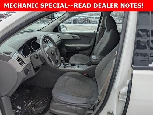 2011 Chevrolet Traverse LS