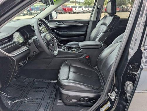 Diamond Black 2023 Jeep Grand Cherokee Limited