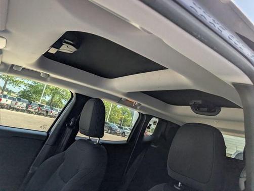 Jetset Blue 2016 Jeep Renegade Latitude