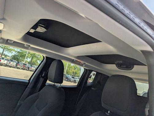Jetset Blue 2016 Jeep Renegade Latitude