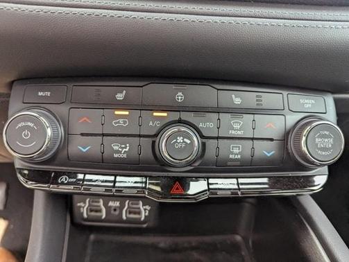 2024 Dodge Durango SXT