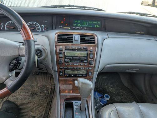 2000 Toyota Avalon XLS
