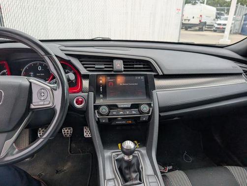 Black 2018 Honda Civic Si