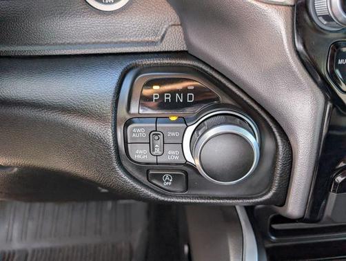 Patriot Blue Pearlcoat 2023 RAM 1500 Big Horn