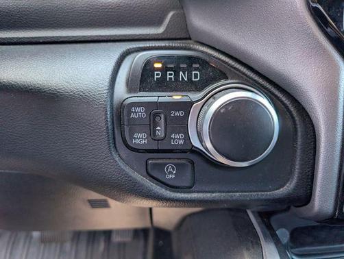Patriot Blue Pearlcoat 2023 RAM 1500 Big Horn