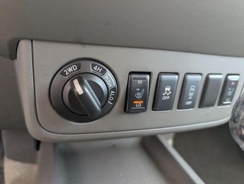 Arctic Blue Metallic 2017 Nissan Frontier SV