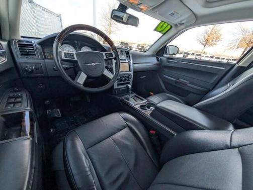 2010 Chrysler 300 Limited