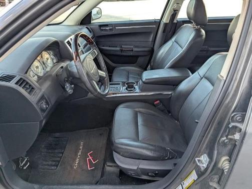 2010 Chrysler 300 Limited